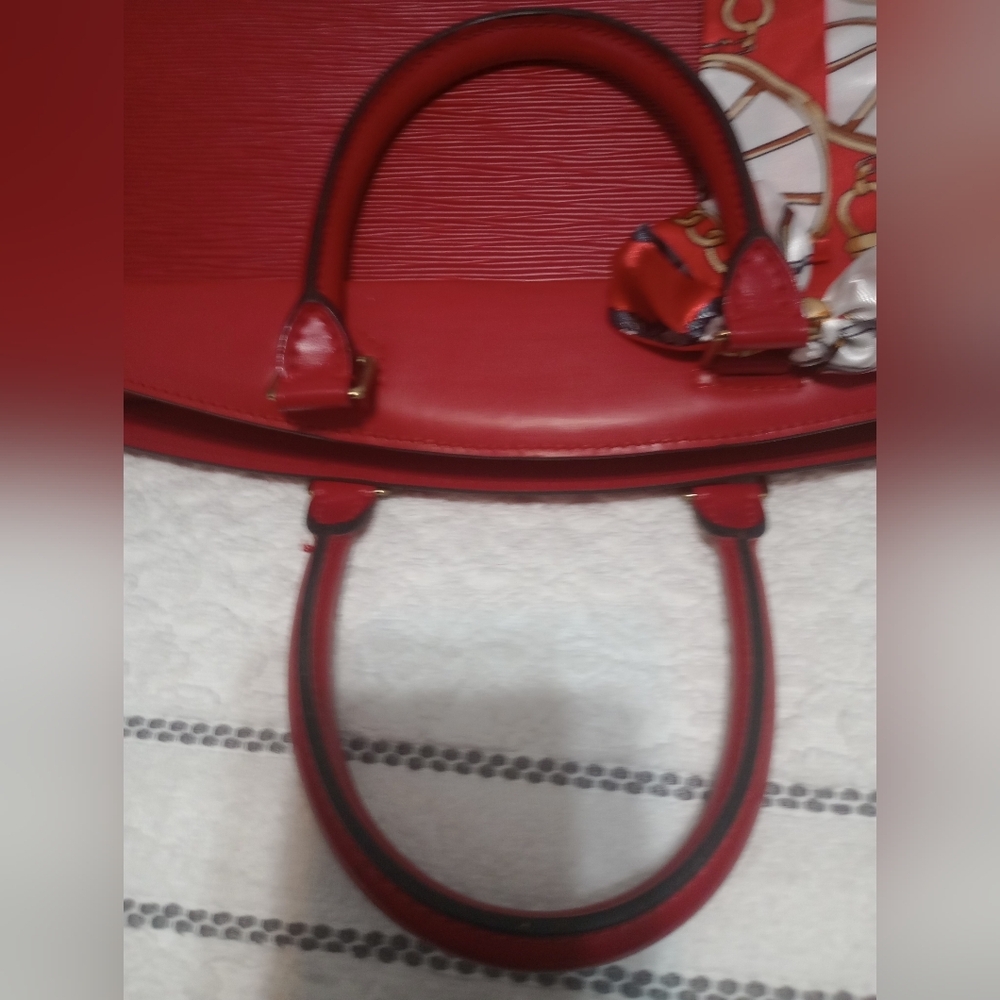 Louis Vuitton Bags - Picture 6 of 16